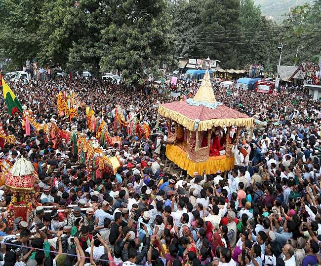 अंतरराष्ट्रीय दशहरा उत्सव में इस वर्ष होंगी  अंतर्राष्ट्रीय स्तर की भव्यता,,,,,,,,,, पहले सात दिनों तक केवल देवसंस्कृति, अंतर्राष्ट्रीय दलों तथा लोकसंस्कृति को समर्पित .........सीपीएस