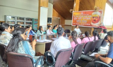 पं. चन्द्रधर शर्मा गुलेरी जयनती के...... उपलक्ष्य में  में युवा कवि सम्मेलन......