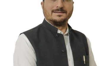 डिवाइड एंड रूल की पॉलिसी कांग्रेस का पुराना खेल . जम्वाल...... कांग्रेस के शीर्ष नेताओं के दबाव में हिमाचल के यंग मंत्री ने अपने विचारों से यू टर्न लिया........