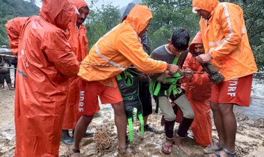 श्रीखंड यात्रा के लिए रवाना हुए यात्री बेस कैंप में सुरक्षित, भोजन की उचित व्यवस्था का है इंतजाम........जिला में बारिश से भारी नुकसान जिला प्रशासन राहत एवं बचाव कार्य में जुटा- आशुतोष गर्ग