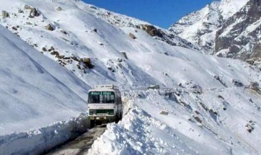 आपदा से निपटने के लिए किन्नौर में किए जा रहे कड़े प्रयास....कल्पा, निचार तथा पूह उपमण्डल में कुल 36 सम्पर्क मार्ग बाधित .......