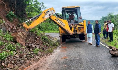 कठिन घड़ी में जनता को कोई परेशानी ना आए इसके लिए हम कटिबद्ध : कश्यप नुकसान का एसेसमेंट हो रहा है, जल्द सांसद निधि से दूंगा फंड .........