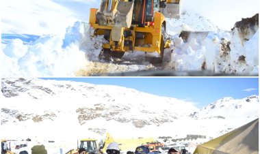 स्पीति के युवा और महिलाओं ने रेस्क्यू में निभाई अहम भूमिका..... 70 के करीब स्पीति के युवा,30 महिला मंडल लोसर की सदस्य रहीं शामिल......