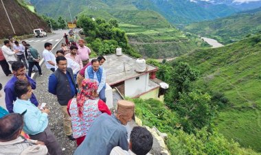 शिलाई क्षेत्र में बाढ़ पीड़ितों के जख्मों पर मरहम का काम कर गया हर्षवर्धन चैहान का दौरा