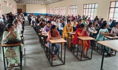 सुजानपुर में मिसाल बनीं बेटियों के लिए प्रेरणादायक संवाद का आयोजन....