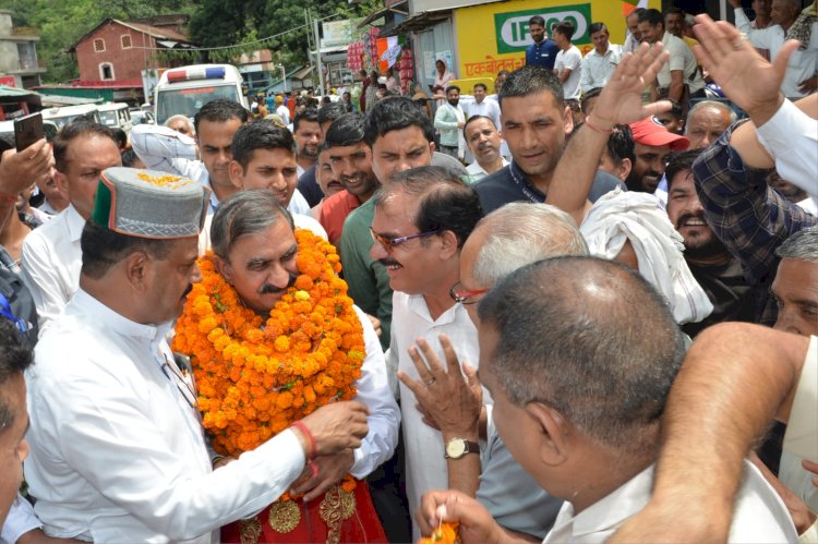 प्रदेश हित में पार्टी विचारधारा से ऊपर उठकर एकजुट प्रयास करें नेता प्रतिपक्ष: मुख्यमंत्री