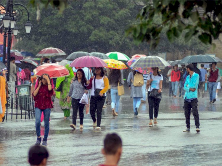 सूबे में मूसलाधार बारिश के बीच रेड अलर्ट जारी हुआ.....