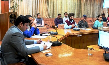 जिला पर्यावरण योजना की समीक्षा बैठक का आयोजन,,,,, हरित राज्य को बनाने की दिशा में कार्य करें अधिकारी: उपायुक्त