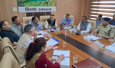 सिरमौर जिला में भारी बारिश से 290 करोड़ रुपये का नुकसान-रोहित ठाकुर...... शिक्षा मंत्री ने सड़कों की बहाली युद्ध स्तर पर करने के दिये निर्देश.....