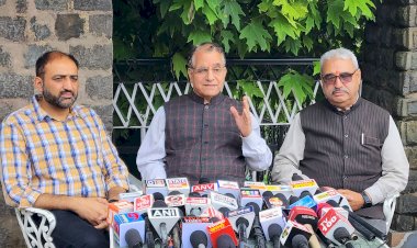 कांग्रेस ने नेता बताए की कांग्रेस सरकार का दुर्योधन कौन है?...... शिमला के विधायक भाजपा द्वारा किए गए कामों का प्रचार कर रहे हैं : भारद्वाज