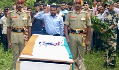 डीसी ने किए वीर जवान को श्रद्धासुमन अर्पित......