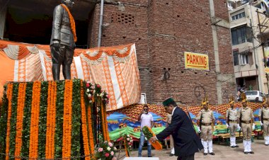 आपदा प्रभावितों का पुनर्वास एवं राज्य का आर्थिक उत्थान प्रदेश सरकार की प्राथमिकता - शांडिल...... ज़िला स्तरीय स्वतंत्रता दिवस समारोह आयोजित......