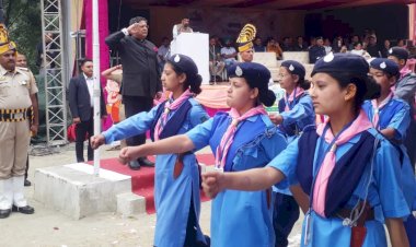 सी.पी.एस. आशीष बुटेल ने 77 वें स्वतंत्रता दिवस पर केलंग में फहराया..... राष्ट्रीय ध्वज भव्य मार्च पास्ट की ली सलामी.....