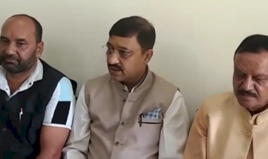 सीएम अपनी सांसद को लपेटने के चलते भाजपा सांसदों को बन रहे निशाना........ यूपीए गठबंधन ने नहीं चलने दी लोकसभा कैसे उठाते हिमाचल आपदा के सवाल: सुरेश कश्यप