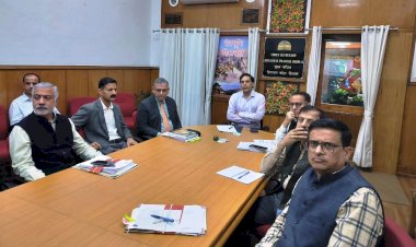 आपदा के लिए संवेदनशील क्षेत्रों में स्थायी वैज्ञानिक समाधान की आवश्यकता....... मुख्य सचिव प्रबोध सक्सेना ने 20वीं एसईसी बैठक की अध्यक्षता की.....