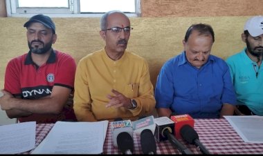 बैडमिंटन संघ को बदनाम करने के आरोप.......संघ ने सभी आरोपी को नकारा....  मीडिया से रूबरू हुए संघ के पदाधिकारी.....