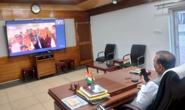 प्रदेश की समृद्ध संस्कृति के संवाहक बने प्रवासी  हिमाचली : मुख्यमंत्री........ मुख्यमंत्री ने कनाडा के कैलगरी में आयोजित हिमाचली धाम कार्यक्रम में वर्चुअल माध्यम से भाग लिया......