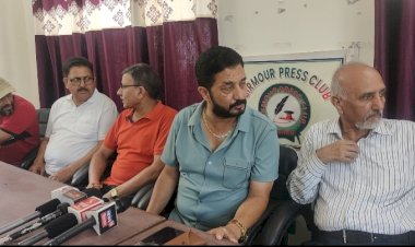 नशा निवारण परिषद के अध्यक्ष अमरजीत परमार ने SIU टीमों को बहाल करने की माँग की......