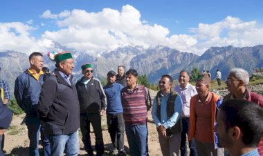 किन्नौर जिला की कल्पा पंचायत का किया दौरा.....   विकास कार्यों को गति प्रदान कर शीघ्र पूरा करें संबंधित विभाग - जगत सिंह नेगी