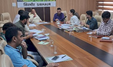 साडा की बैठक में अनाधिकृत निर्माण के बिजली व पानी कनेक्शन काटने पर हुई चर्चा.......