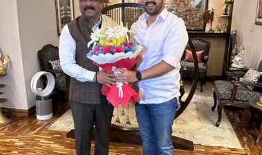 विक्रमादित्य सिंह ने केन्द्रीय मंत्री से भेंट की.......