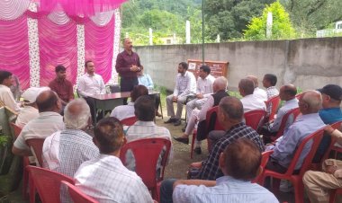 नेरी में लोगों को बताए अवैध डंपिंग के दुष्प्रभाव..... जिला विधिक सेवाएं प्राधिकरण ने आयोजित किया जागरुकता शिविर......