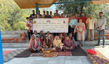 हुरला  गावँ में  कृषक जागरूकता शिविर का आयोजन किया..........