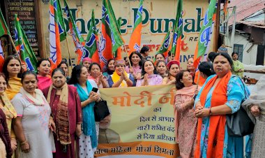 पीएम मोदी ने दिया महिलाओं का सम्मान : योगी