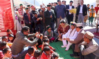 वाइब्रेंट विलेज कार्यक्रम से बढ़ेगी विकास की रफ्तार........ किन्नौर के हर गांव में दिखती है संस्कृति की झलक:- शुक्ल