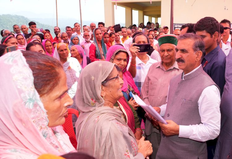 मुख्यमंत्री ने जयसिंहपुर और सुलह विधानसभा क्षेत्र में आपदा प्रभावित गांवों का निरीक्षण किया..........