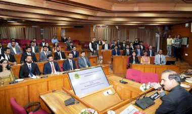 ईमानदारी तथा समर्पण भाव से कार्य करें नवनियुक्त सहायक अभियंता: मुख्यमंत्री