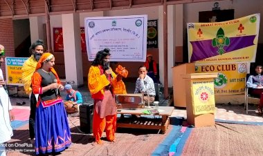 ठगडे री सीख  नाटक से दी आपदा में बचाव की जानकारी