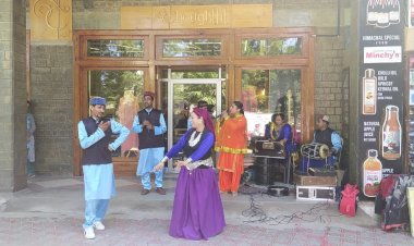 आपदा से बचाव के सम्बन्ध में कलाकारों ने लोगों को किया जागरूक......