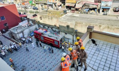 समर्थ 2023 अभियान के तहत मिनी सचिवालय ऊना में मॉक ड्रिल आयोजित