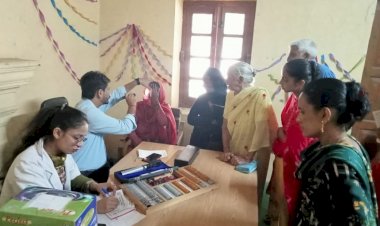 ददाहू  में नेत्र जाँच एवं शिशु रोग विशेषज्ञ   ने जांचा 9 0  मरीजों का स्वास्थ्य.....   पी जी आई चंडीगढ़ के अनुभवी शिशु रोग विशेषज्ञ डॉ नज़ाकत हुसैन ने की जाँच....