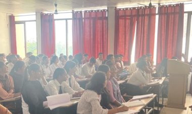 हिमाचल प्रदेश कॉलेज ऑफ लॉ कालाअंब में सर्वोच्च न्यायालय द्वारा संवैधानिक कानून पर व्याख्यान