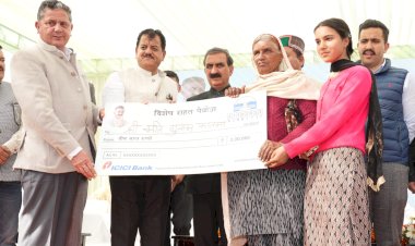 मुख्यमंत्री ने 9.72 करोड़ रुपए की पहली किस्त जारी की...... केन्द्र सरकार से शीघ्र विशेष राहत पैकेज प्रदान करने का आग्रह