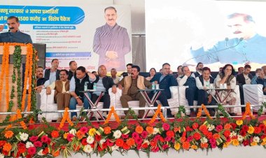 मंडी जिला के 3800 आपदा प्रभावितों को वितरित किए 31 करोड़ रुपये 16 हजार आपदा प्रभावितों का पुनर्वास करेगी राज्य सरकार मुख्यमंत्री