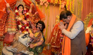 त्यौहार हमारी संस्कृति का अभिन्न अंग - संजय अवस्थी