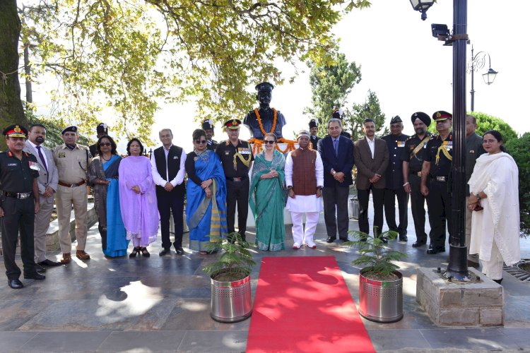 राज्यपाल ने लेफ्टिनेंट जनरल दौलत सिंह की प्रतिमा का अनावरण किया