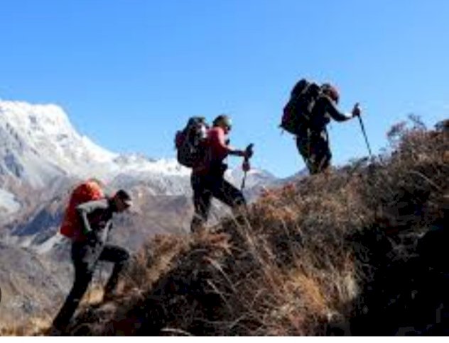 ट्रैकिंग डिवाइस व गाईड की सुविधा प्रदान करने की तैयारी, ट्रैकर्स के लापता होने की घटनाओं पर लगेगा अंकुश...... हिमाचल में सुरक्षित ट्रैकिंग के लिए रूट अधिसूचित करेगी प्रदेश सरकार: मुख्यमंत्री