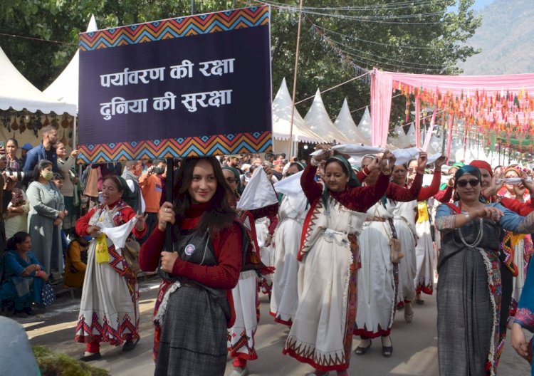 सात दिवसीय अंतराष्ट्रीय कुल्लू दशहरा  संम्पन..... देवता के नज़राने में 5 प्रतिशत व बजंतरियों के मानदेय में 10 प्रतिशत की बृद्धि- कुलदीप सिंह पठानिया