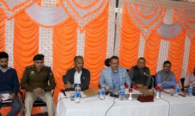 22 से 27 नवम्बर तक आयोजित होगा अंतरराष्ट्रीय श्री रेणुका जी मेला मेले के आयोजन के प्रबंधों को लेकर रेणुका जी में हुई बैठक