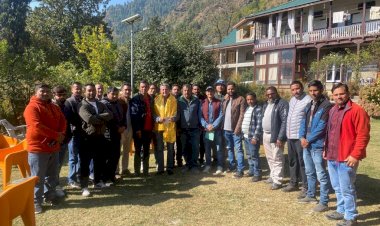 ऋषि किशोर बने किसान कांग्रेस कुल्लू के जिलाध्यक्ष कहा - आपदा में प्रभावित किसानों बागवानों की समस्या सुलझाने का करेंगे प्रयास