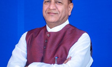 नीतीश कुमार इस्तीफा दो .........:महिलाओं का अपमान क्षमा योग्य नहीं  बिंदल