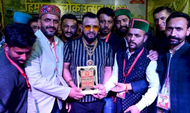 नाटी किंग कुलदीप शर्मा रहे शान हिमाचल लोक उत्सव की अंतिम संध्या में