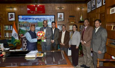 कैप्टन रामेश्वर सिंह ठाकुर ने  राज्यपाल से भेंट की