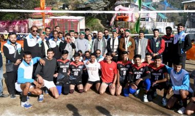 शिक्षा मंत्री ने किया वॉलीबॉल प्रतियोगिता का शुभारंभ