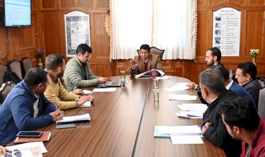 कचरा प्रबंधन में उचित कार्य न करने पर संबंधित नगर परिषद/पंचायत के विरूद्ध होगी कार्यवाही:उपायुक्त