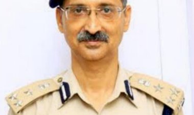 डीआईजी मधुसूदन शर्मा को दी भावभीनी विदाई